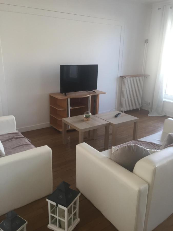 Appartement 1Er Etage Carignan Eksteriør billede